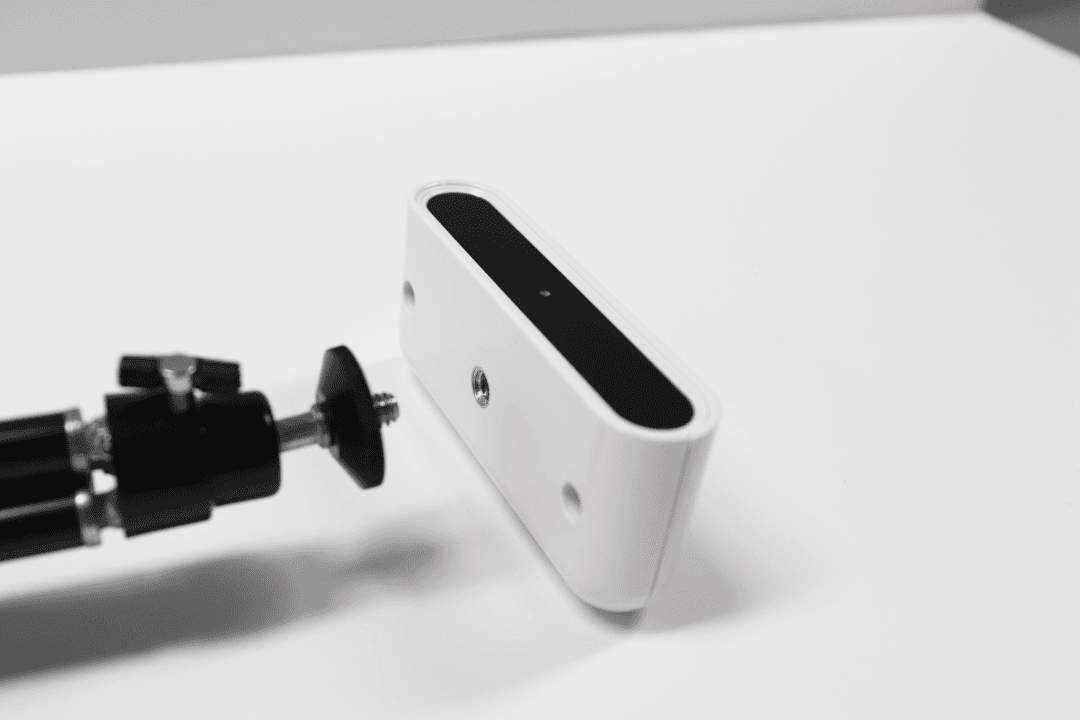 Screw mount